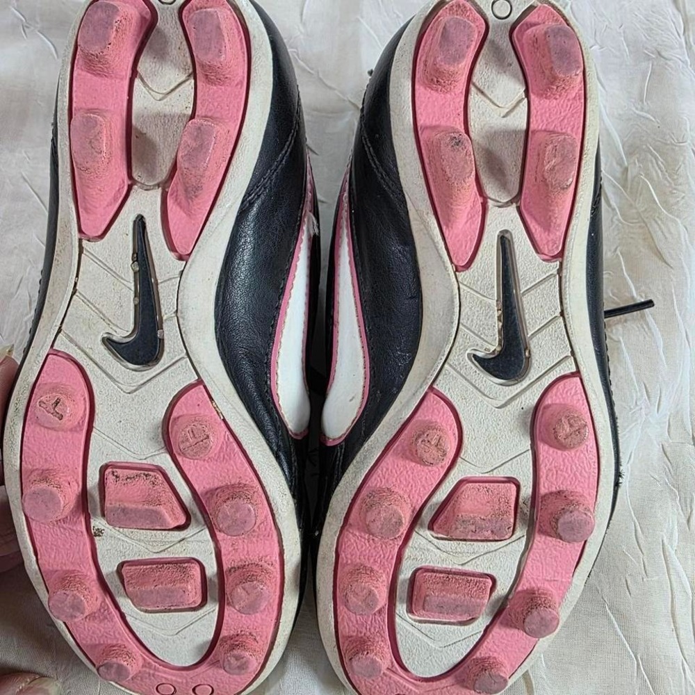 Nike Kids Soccer Cleats Black Pink Firm Ground 359616-016 Size 12C - Picture 4 of 6